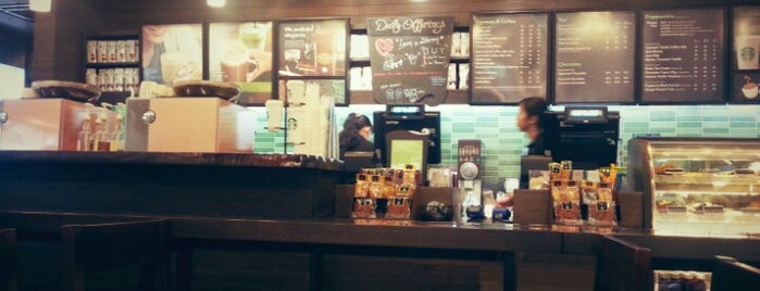 Starbucks is one of Tempat yang Disimpan Mohammad.