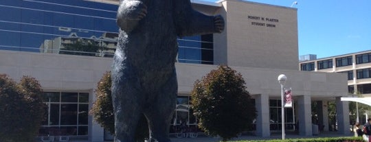 Missouri State University is one of Tempat yang Disukai Laura.