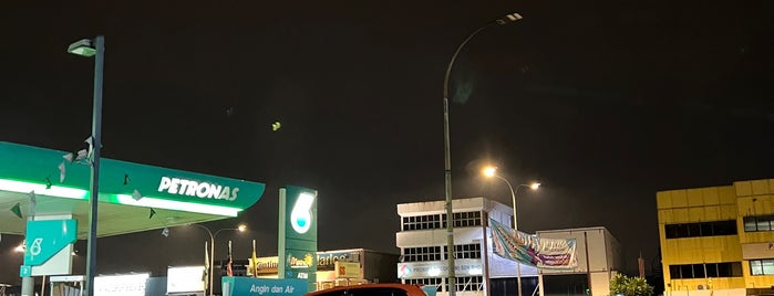 PETRONAS Station is one of Service (1) ;).