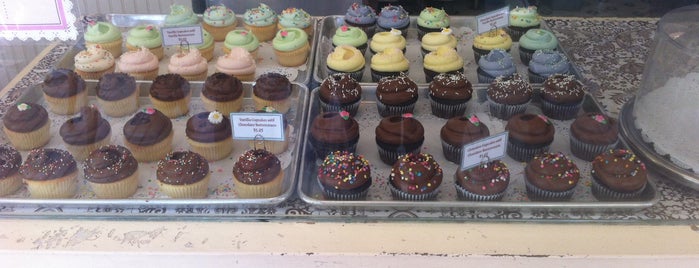 Magnolia Bakery is one of NYC Favorites.