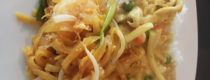 Thai Dishes is one of The 15 Best Places for Red Curry in Los Angeles.