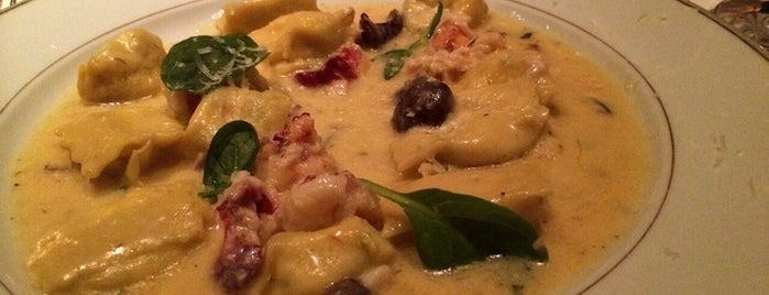 Portofino by Chef Michael LaPlaca is one of Posti che sono piaciuti a Amne.