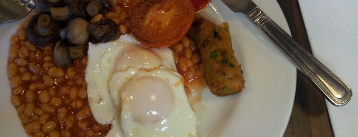 Star Cafe is one of London Brunch To-Do <3.