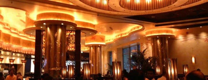 The Cheesecake Factory is one of Tempat yang Disimpan Sony.