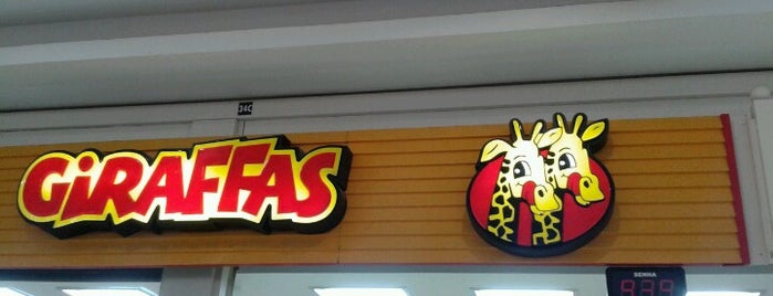 Giraffas is one of Shopping Jaraguá.