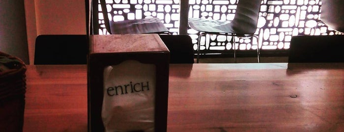 enrich is one of Jose Luisさんのお気に入りスポット.