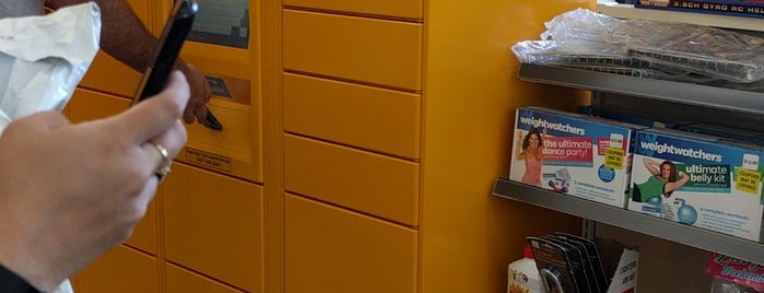 The UPS Store is one of Lieux sauvegardés par iSapien.