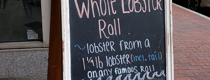 Mason's Famous Lobster Rolls is one of Tempat yang Disimpan Mimi.