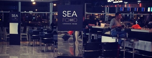 Sea Food Bar is one of 💁🏻さんの保存済みスポット.