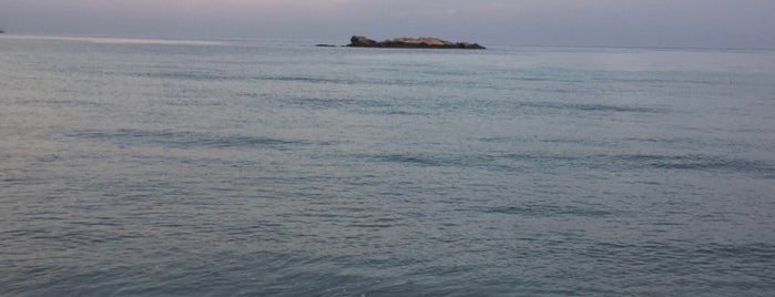 Kastro Plajı is one of Weekend getaway.
