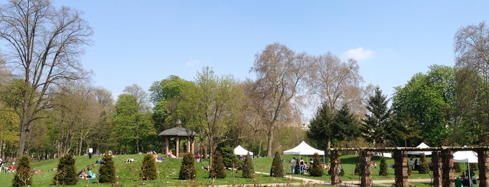 Île de Puteaux is one of Plus beaux jardins de Paris.