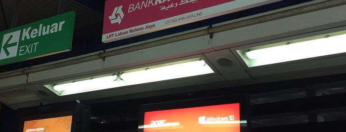 RapidKL Bank Rakyat-Bangsar (KJ16) LRT Station is one of Local Services.