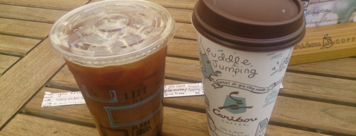 Caribou Coffee is one of Serdanさんのお気に入りスポット.