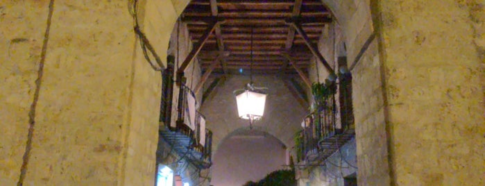 Puerta de la Luna is one of cordoba.