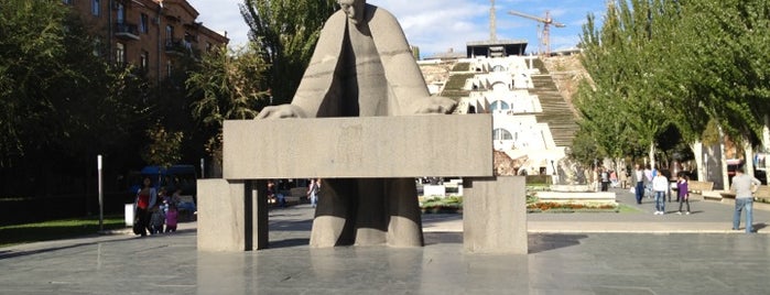 Ալեքսանդր Թամանյանի արձան is one of Yerevan Monuments, Sculptures.