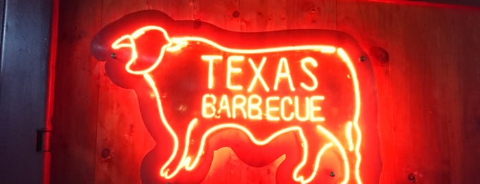 Smokehouse Authentic Texas BBQ is one of Бали.