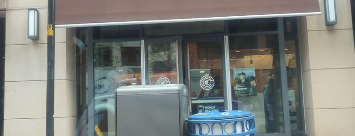 Chipotle Mexican Grill is one of TODOS in Boston.