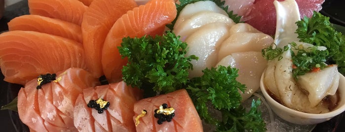 Maguro Sushi is one of farsai : понравившиеся места.