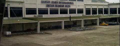 Bandar Udara Internasional Sultan Iskandar Muda (BTJ) is one of Airport.