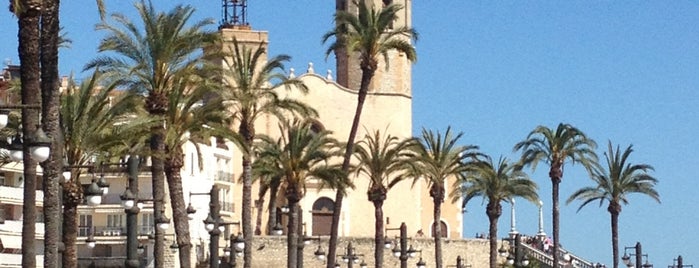 Sitges is one of Fantástica Cataluña!.