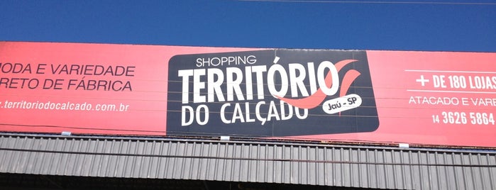 Shopping Território do Calçado is one of Estive.