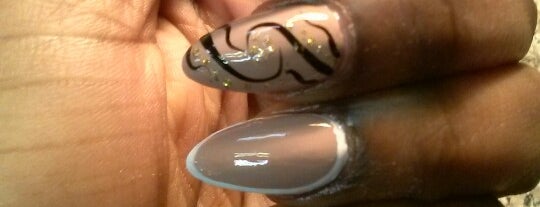 Classy Nails by Envy is one of Beautify Me.