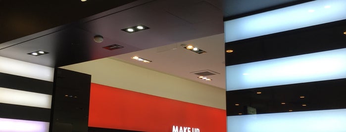 SEPHORA is one of Malls & Offices.