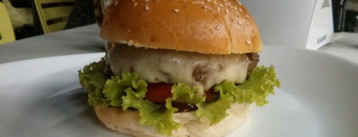 Kangaroo Australian Burger is one of Recife ♥.