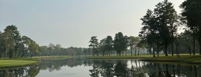 Lam Luk Ka Country Club is one of Golf Course.