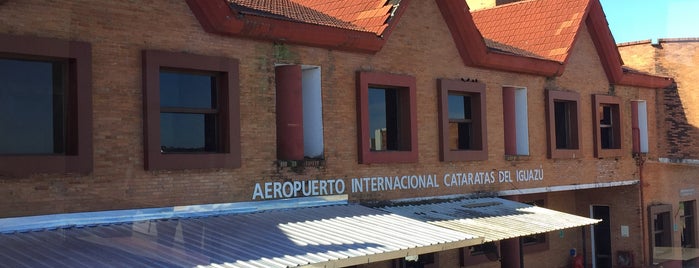 Aeropuerto Internacional de Puerto Iguazú (IGR) is one of Posti che sono piaciuti a Alan.