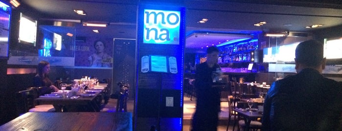 Mona Bar is one of donde tomar algo.