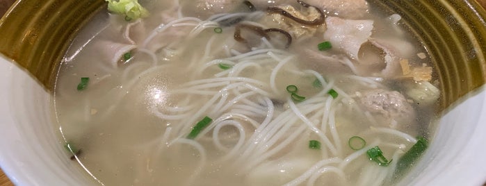 Home Noodle Vermicelli Kong 米线控 is one of Foodie.