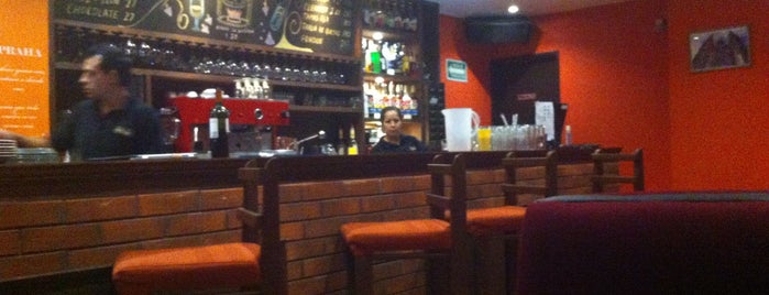 PRAHA Café Bar is one of Life in Leon.