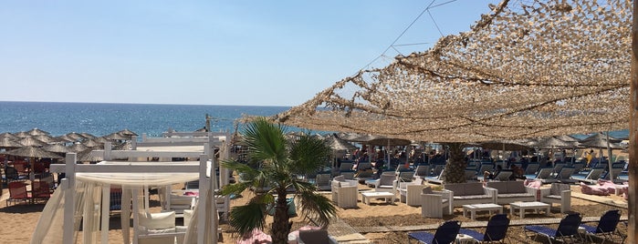 Wave Beach Bar is one of Corfu.