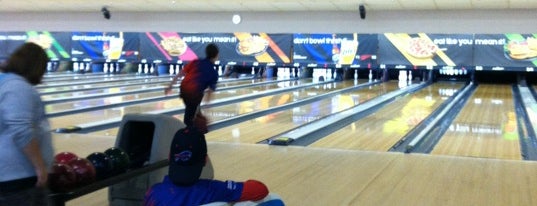 AMF Thruway Lanes is one of Terriさんのお気に入りスポット.