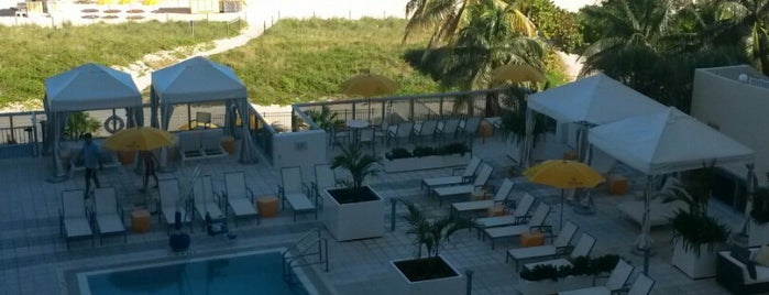 Hilton Cabana Miami Beach is one of Tempat yang Disukai John.