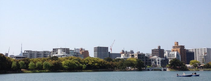 Ohori Park is one of 日本庭園.