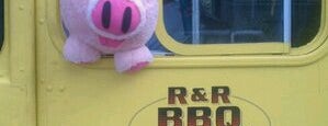 R&R BBQ Food Truck is one of Favorite Food.