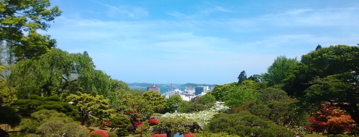 Shiogama Shrine is one of Lieux qui ont plu à Atsushi.