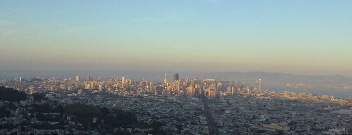Twin Peaks Summit is one of San Francisco for beginners.