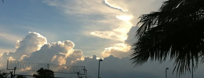 Changi Beach Park is one of Mimi's Saved Places.