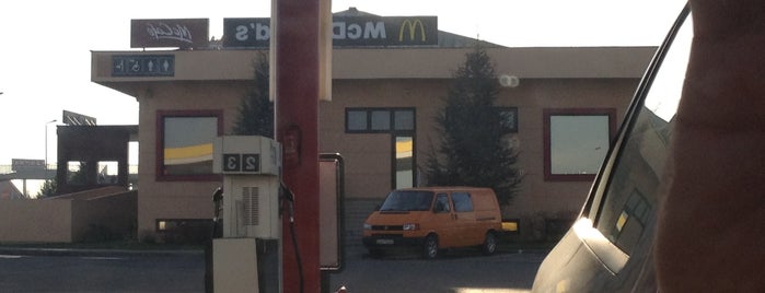 McDonald's & McCafé is one of Guide to Budaörs's best spots.