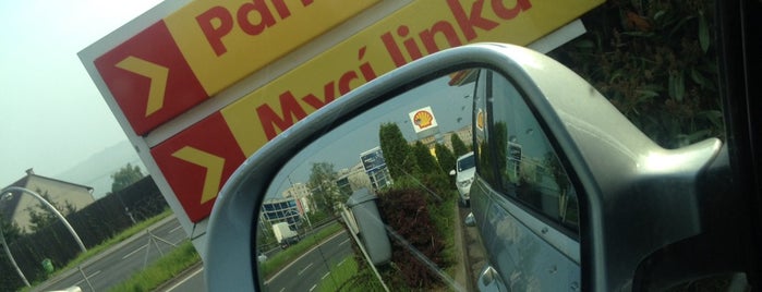 Shell is one of Tempat yang Disukai Petr.