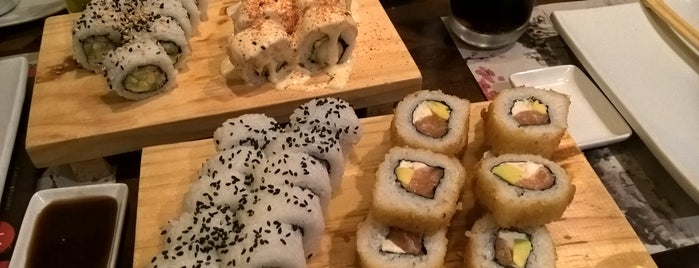 Sensoji Sushi is one of Comida japonesa & sushi.