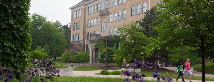 Hyer Hall is one of UWW.