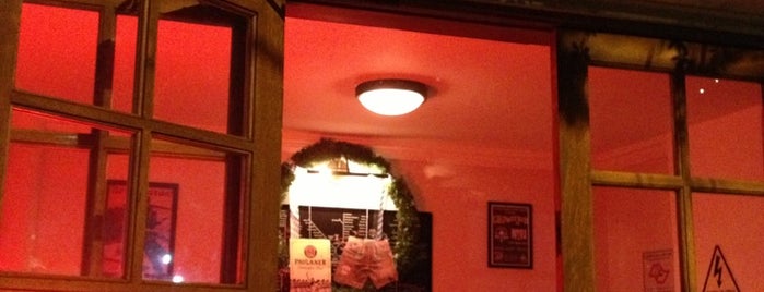 Partisans Pub is one of Orte, die Bia gefallen.