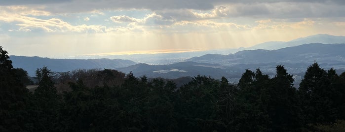 妙見山 is one of 大阪みどりの百選.
