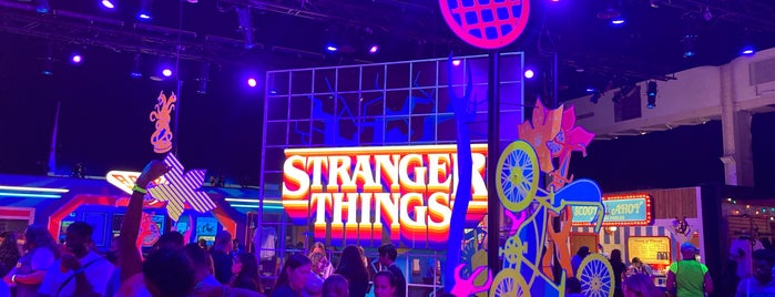 Stranger Things: The Experience is one of Anthony'un Beğendiği Mekanlar.