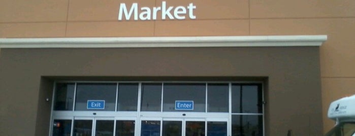 Walmart Supercenter is one of สถานที่ที่ Kevin ถูกใจ.