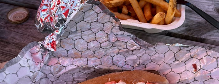 Liv's Lobster Shack is one of Outdoor lobster roll restaurants.